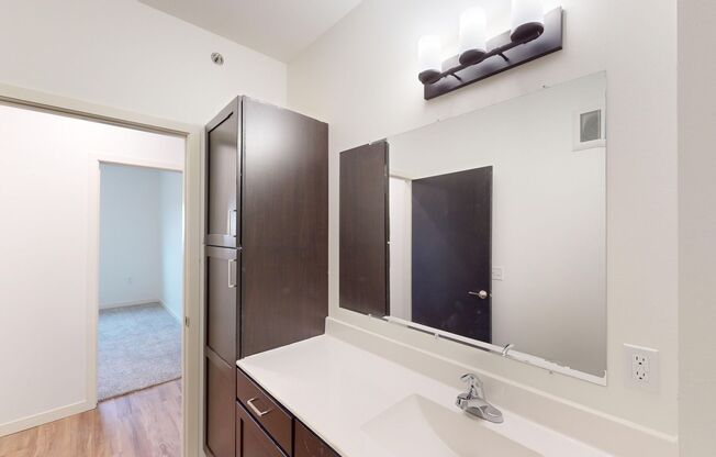 2 beds, 2 baths, 1,299 sqft, $1,650, Unit 7950-2203