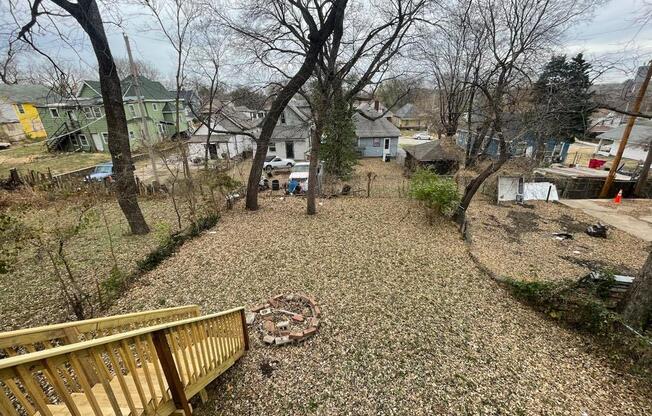1025 WAVERLY AVE
