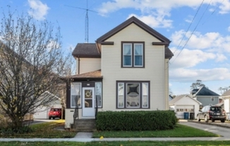 317 W 14 AVE