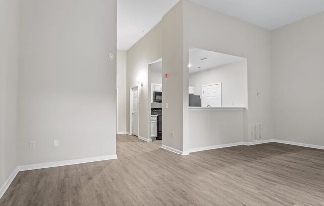 3 beds, 2 baths, 1,450 sqft, $1,660, Unit 215