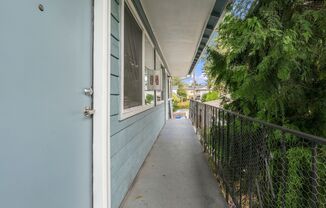 1 bed, 1 bath, 657 sqft, $1,300, Unit .