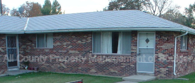 1531 LASHLEY ST
