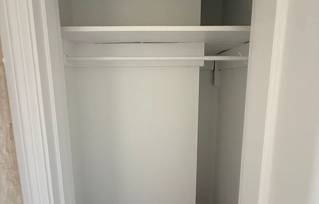 Studio, 1 bath, 308 sqft, $1,175, Unit Bayard Manor 210