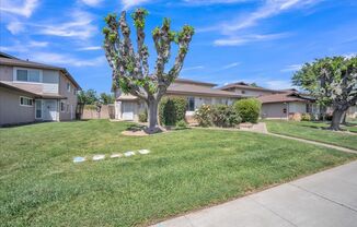 9021 Montoya St #4