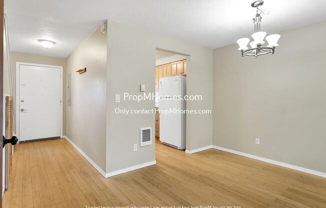 Charming 2-Bedroom Haven in the Heart of Sunset - A Blend of Serenity and Convenience!