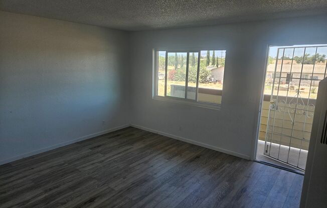 2 beds, 1 bath, $1,495