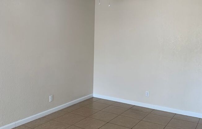 1 bed, 1 bath, 620 sqft, $1,375, Unit 3230 H