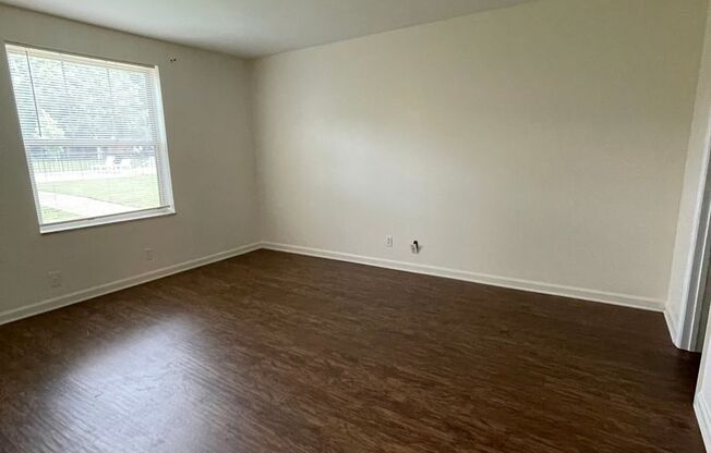 1 bed, 1 bath, $900