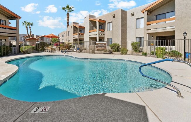 2 beds, 2 baths, 892 sqft, $1,479, Unit 252