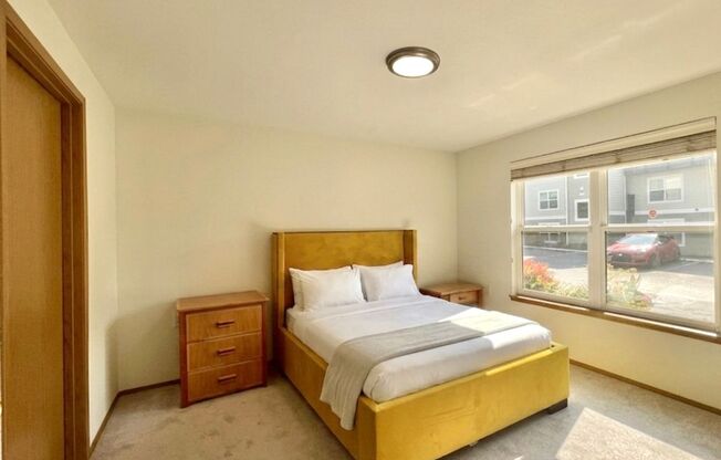 2 beds, 2 baths, $2,100, Unit UNIT C 10