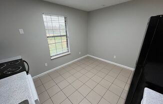 2 beds, 1 bath, $1,325, Unit Sharp Lane-31