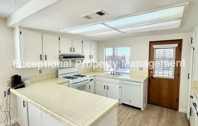 Ready to move in 3 bedroom 2 bath home