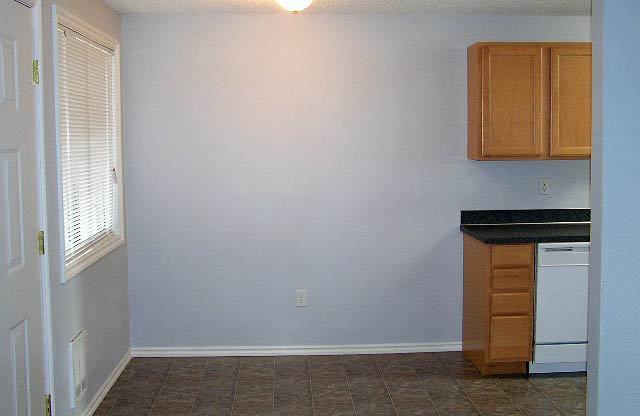 1 bed, 1 bath, $1,125, Unit 57