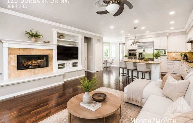 125 BURBANK DR NW