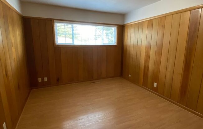 Stylish & Spacious 4-Bedroom Home in SE Salem – A Must-Tour!