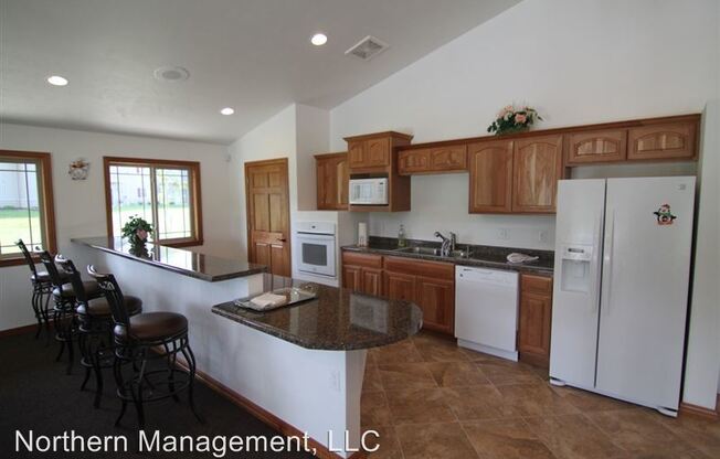 2 beds, 1 bath, 1,200 sqft, $1,329