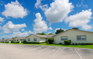 481 Banks Rd Margate, FL 33063