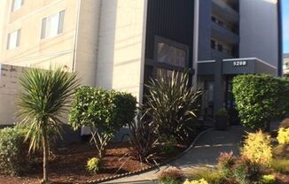 5200 University Way NE