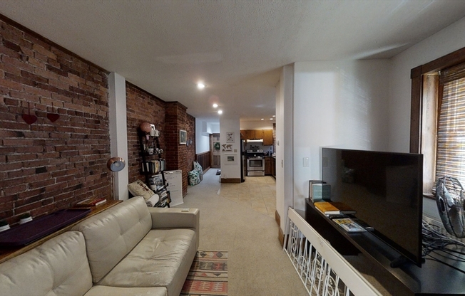 1722 BEACON ST