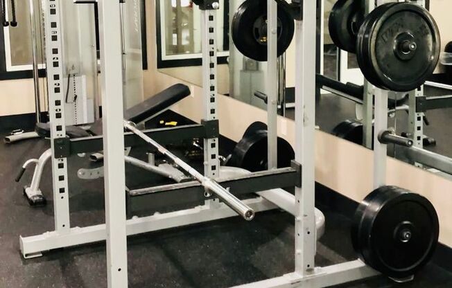 1 bed, 1 bath, 695 sqft, $1,296, Unit 1010 on the Lake - One Bedrooms with Courtyard and Lakeviews