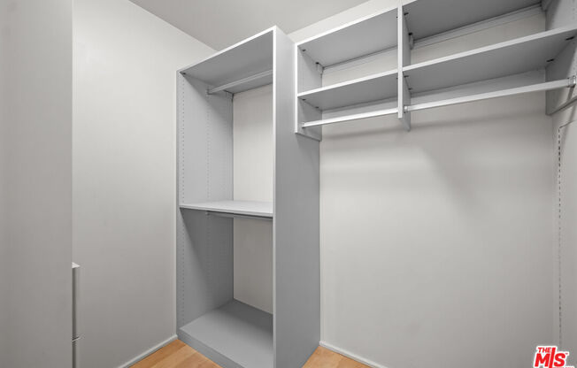 1 bed, 1 bath, 1,030 sqft, $3,200, Unit 1410