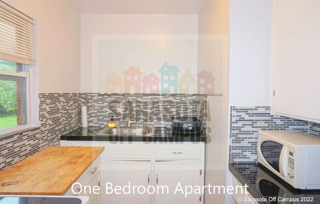 1 bed, 1 bath, $2,100, Unit 946 Unit A Full Home