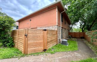 6005 COUGAR DR