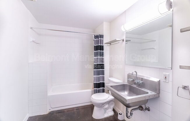 1 bed, 1 bath, 728 sqft, $1,615, Unit 147