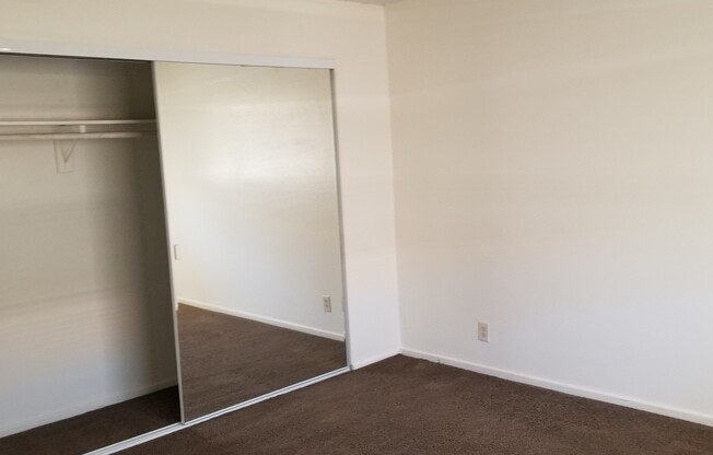 2 beds, 1 bath, 875 sqft, $1,550, Unit #3