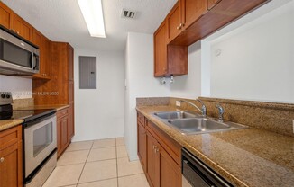 36 NW 6th Ave