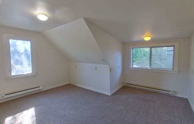 2 beds, 1 bath, $1,450