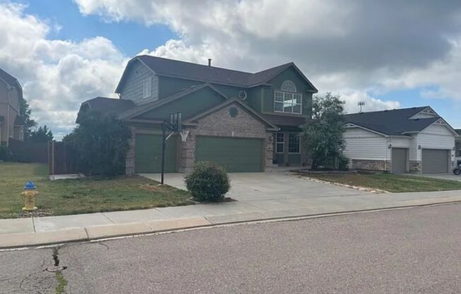 8021 Lodi Ln