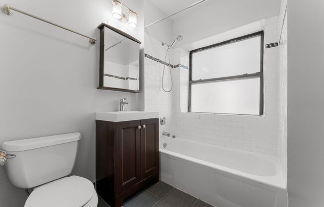 2 beds, 1 bath, 794 sqft, $2,650, Unit 901