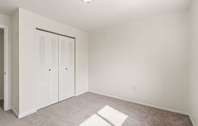 1 bed, 1 bath, 700 sqft, $799, Unit #107