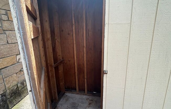 2 beds, 2.5 baths, 1,339 sqft, $1,149, Unit 613