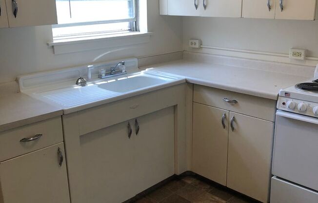 1 bed, 1 bath, 580 sqft, $625, Unit 1500-803
