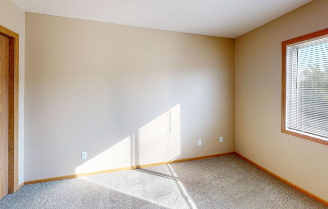 2 beds, 1 bath, 1,023 sqft, $1,175, Unit 3101-217