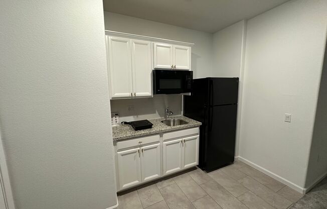 1 bed, 1 bath, $1,195