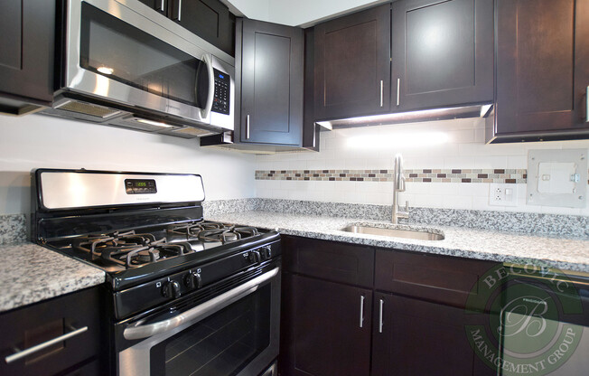 Studio, 1 bath, 352 sqft, $1,550, Unit GN