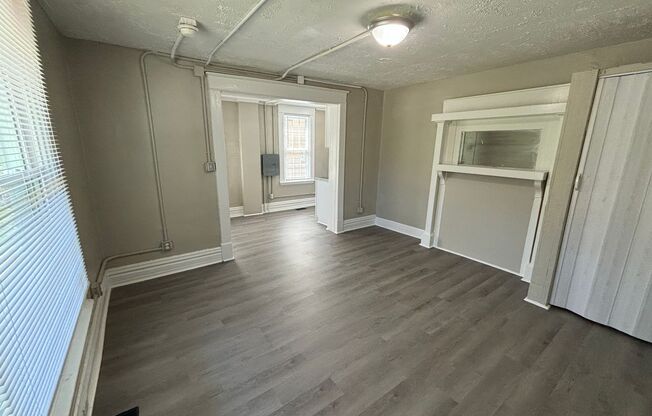 1 bed, 1 bath, 450 sqft, $700, Unit unit 1