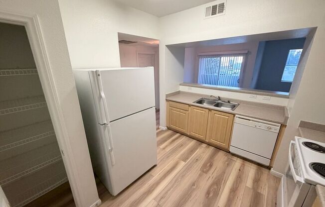 6955 North DURANGO Drive
