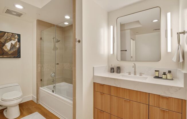1 bed, 1 bath, 820 sqft, $4,695, Unit 504