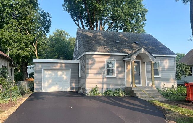 Adorable 3 Bedroom Fully Renovated Home!