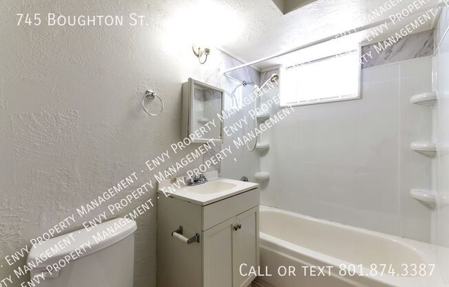 745 BOUGHTON ST