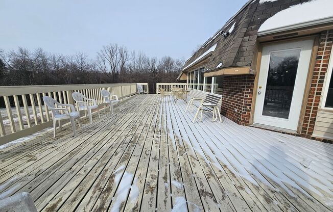 2 beds, 2 baths, 1,034 sqft, $1,299, Unit 1401 018