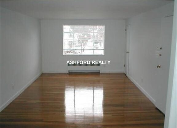 43 THAYER RD