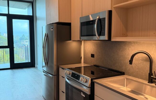 Studio, 1 bath, 362 sqft, $2,995, Unit 910