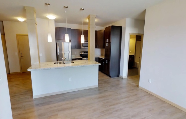 2 beds, 2 baths, 936 sqft, $2,535, Unit 902-211