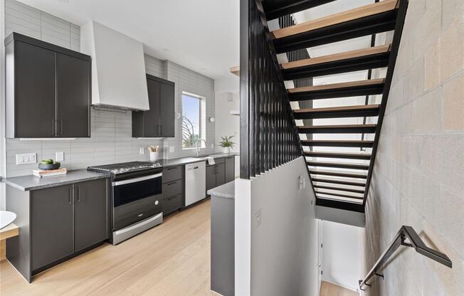 Stunning 2-bed/2-bath Condo Available For Lease