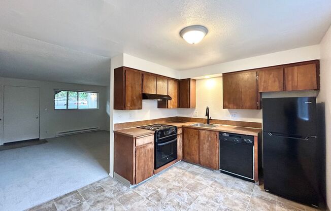 2 beds, 1 bath, 720 sqft, $1,125, Unit 5